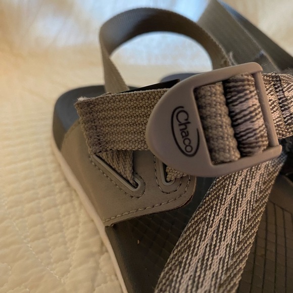 Chaco Women’s Gray Adjustable Strappy Sandals Size 8 Excellent Condition - Picture 7 of 10